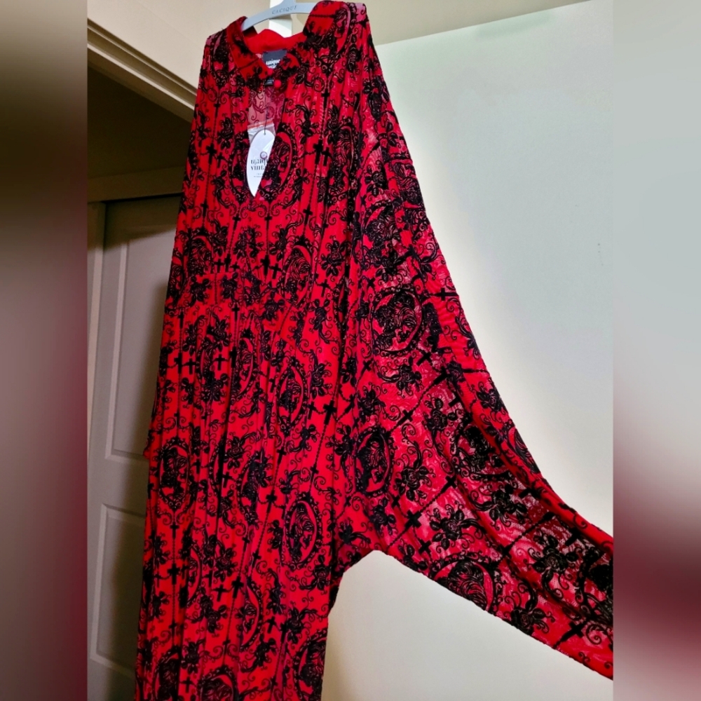 Unique Vintage Red/Black Katrina Embroidered Kaftan in OS Plus